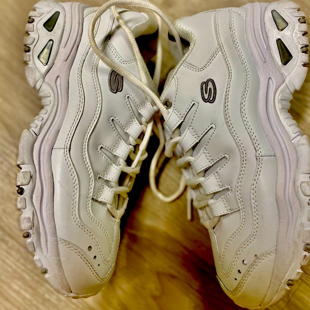 Sketchers sport